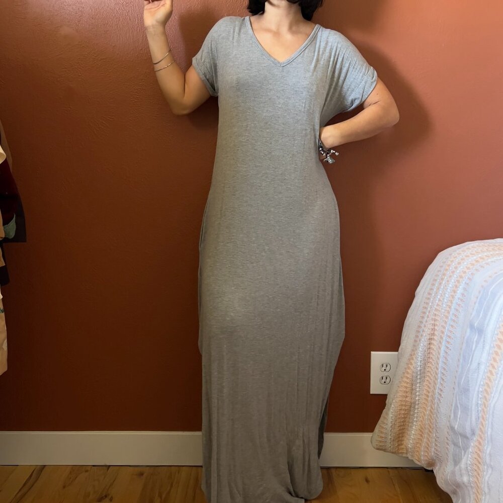 Grey‎ Knit Maxi Dress side slit short sleeve pockets Medium Large no tag
